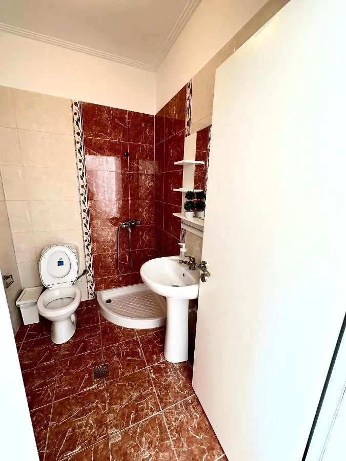 K&T Seaside Deluxe Twobedroom Apartment ساراندا ألبانيا