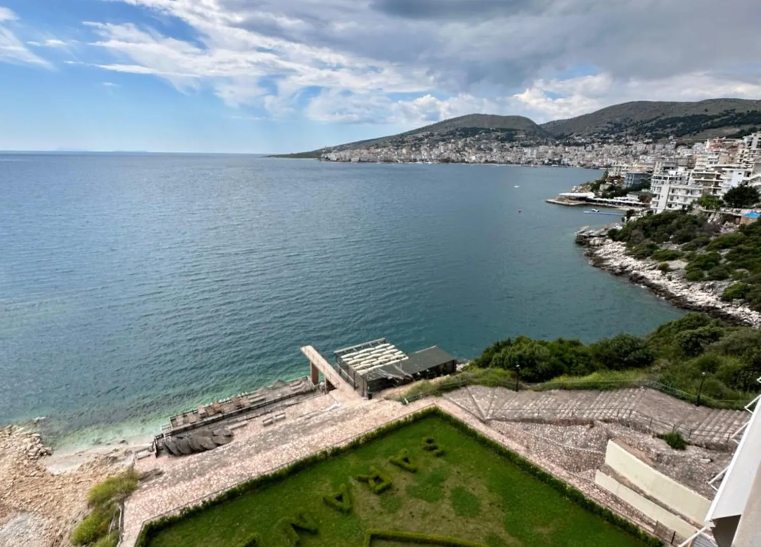 K&T Seaside Deluxe Twobedroom Apartment ساراندا 0*,  ألبانيا