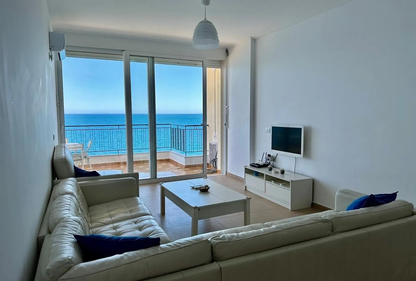K&T Seaside Deluxe Twobedroom Apartment ساراندا 0*,  ألبانيا
